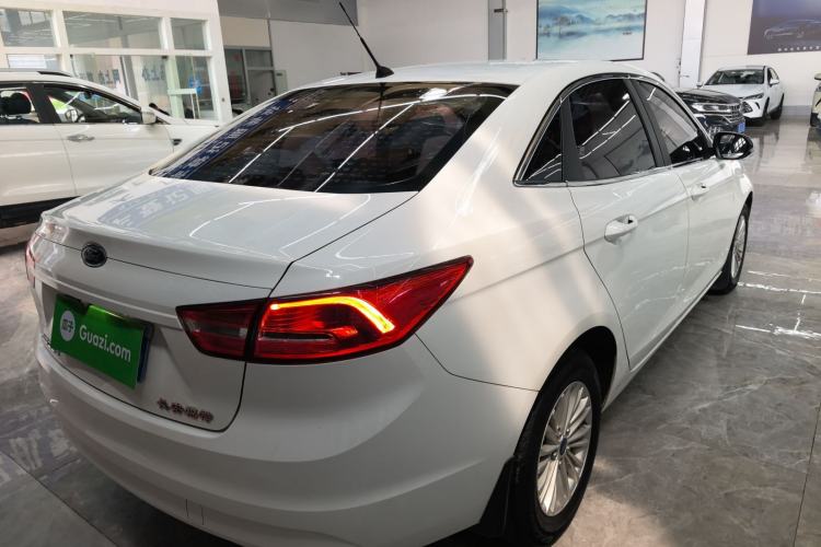 Used Ford Escort 2015 1.5L Automatic Comfort Edition Rear Right 45 Deg