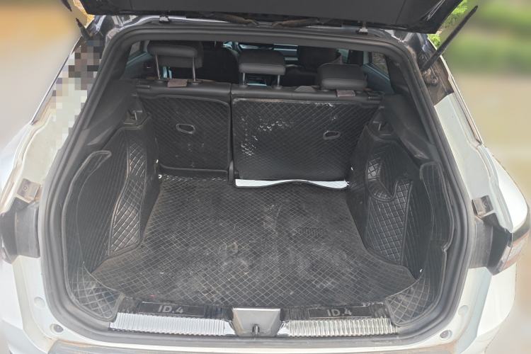 Used Volkswagen ID.4 X 2022 Pure Long-Range Version Trunk