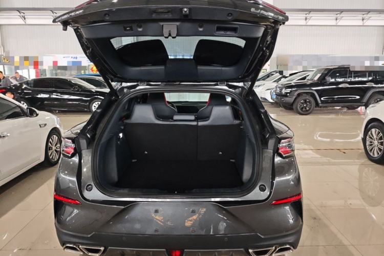 Used CHANGAN UNI-T 2020 1.5T Flagship Version Trunk