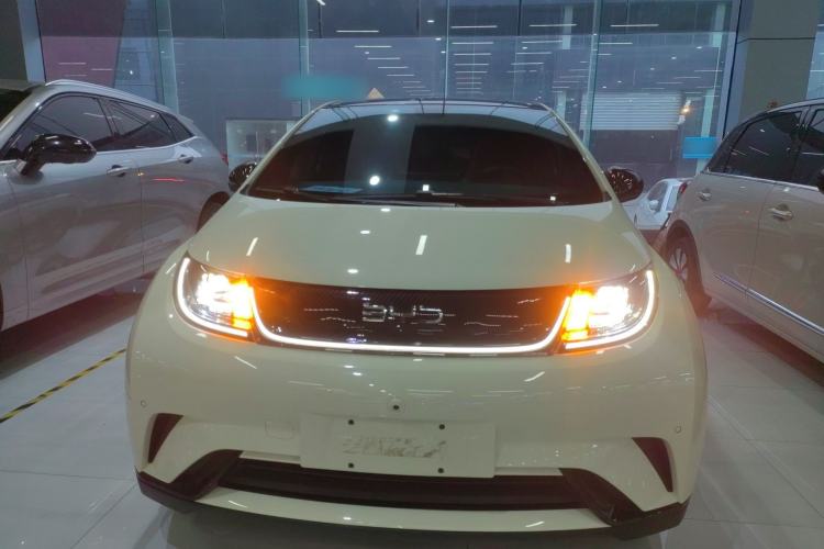 Used BYD Dolphin 2025 420km Fashion Edition
