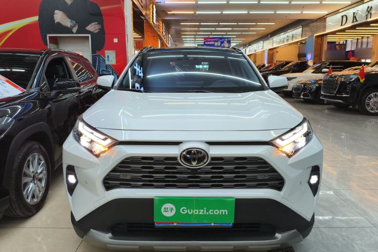 Used Toyota RAV4 2024 2.0L CVT Two-Wheel Drive Fashion Plus Edition Front