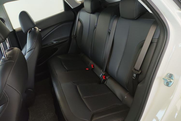 Used Buick Velite 6 2023 430km Range Commuter Version