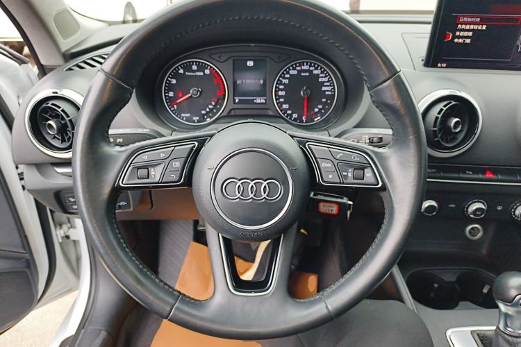 Used Audi A3 2017 Limousine 35 TFSI Fashion Model
