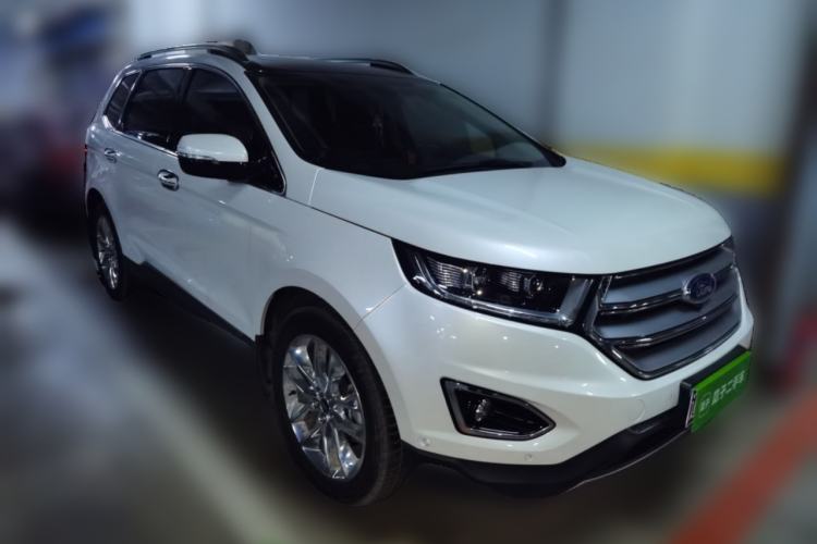 Used Ford Edge 2016 EcoBoost 245 Four-Wheel Drive Titanium 7-Seater Front Right 45 Deg