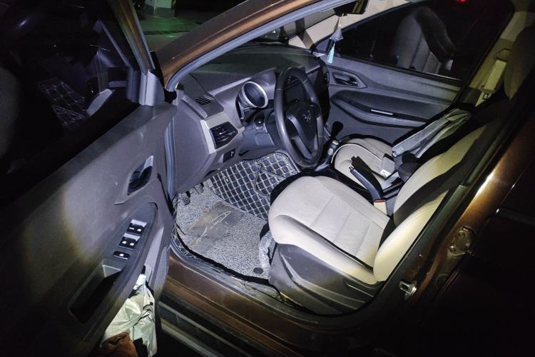 Used Wuling Hongguang 2019 1.5L S Standard Version China VI LAR