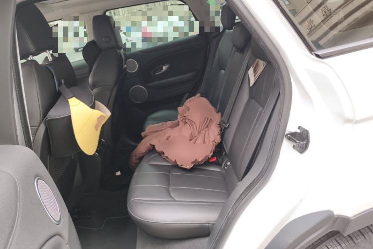 Used Land Rover Range Evoque 2017 2.0T SE Smart Glow Edition Left Rear Seat