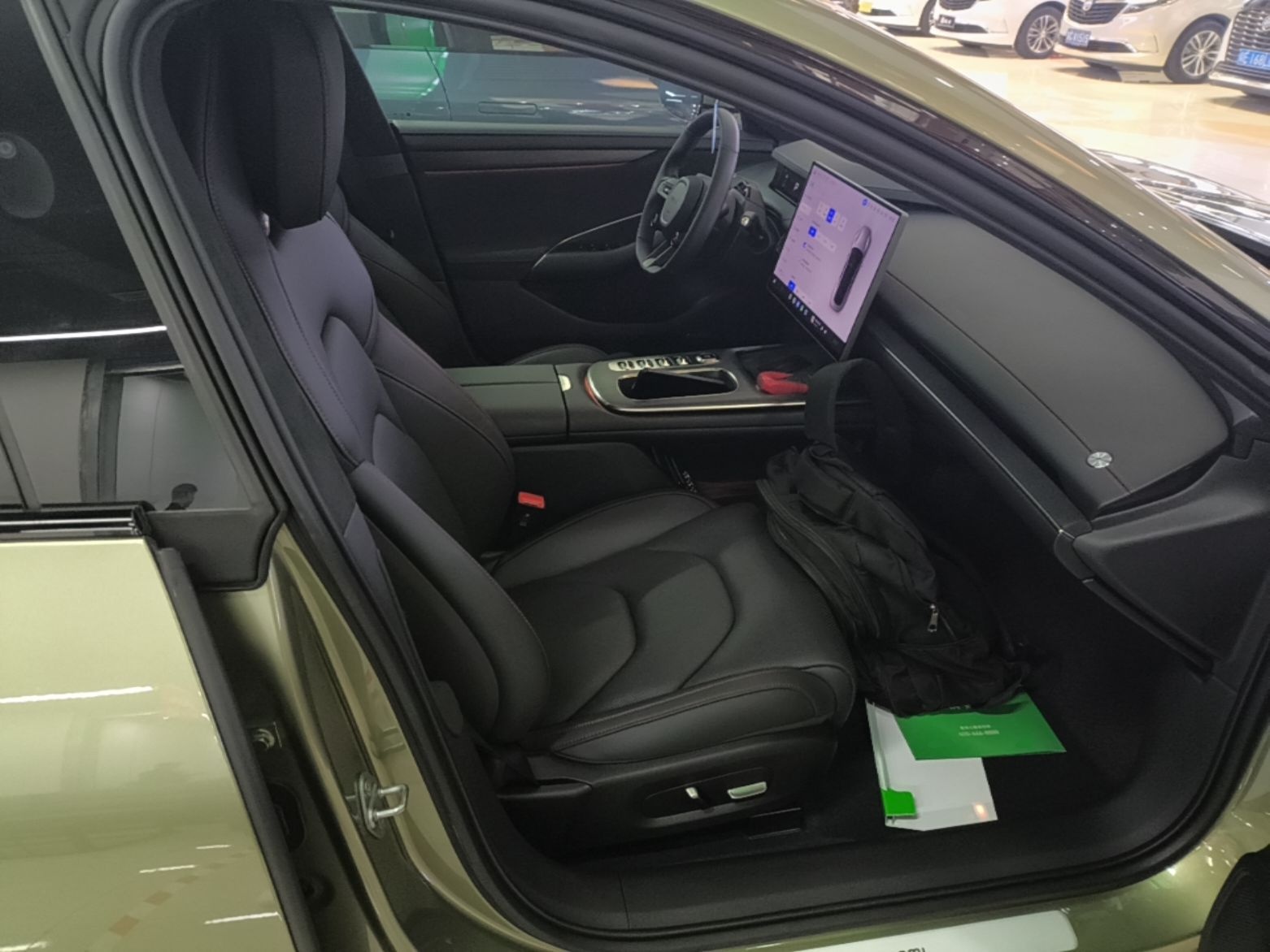 Xiaomi Auto SU7 2024 Four-Wheel Drive Ultra-Long Range Advanced Intelligent Driving Max Edition — снимка 19
