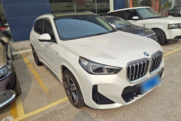 Used BMW X1 2023 sDrive25Li M Sport Package Front Right 45 Deg