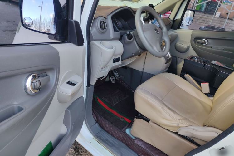 Used Nissan NV200 2016 1.6L CVT Deluxe Model