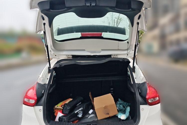 Used Ford Focus 2017 Hatchback 1.6L Automatic Comfort Plus SmartDrive Edition
