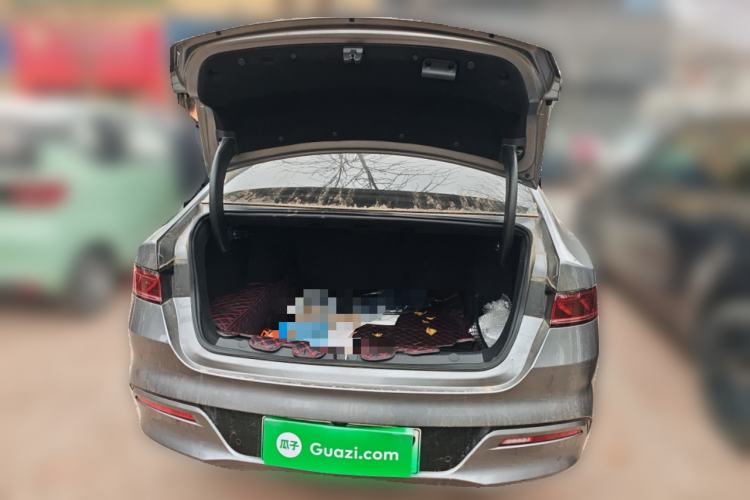 Used BYD Qin PLUS 2024 HONOR Edition DM-i 120KM Leading Model
