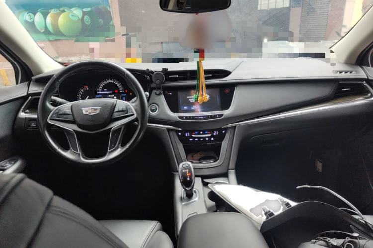 Used Cadillac XT5 2016 25T Luxury Model
