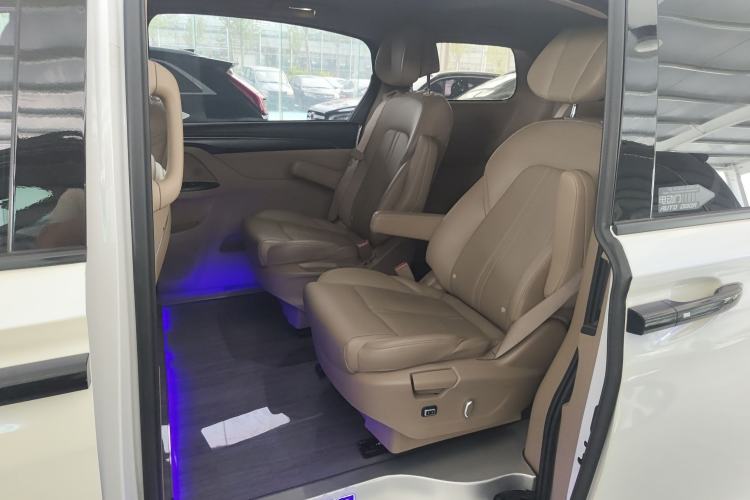 Used Buick GL8 2021 ES Land Cruiser 653T Luxury Edition Left Rear Seat