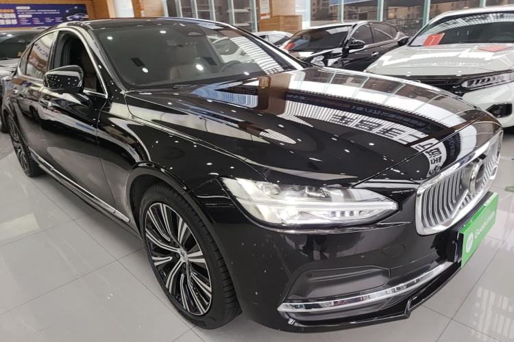 Used Volvo S90 2023 B5 Zhiyi Luxury Edition
