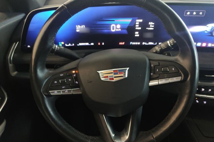 Used Cadillac XT4 2024 28T Two-Wheel-Drive Prestige Version Steering Wheel