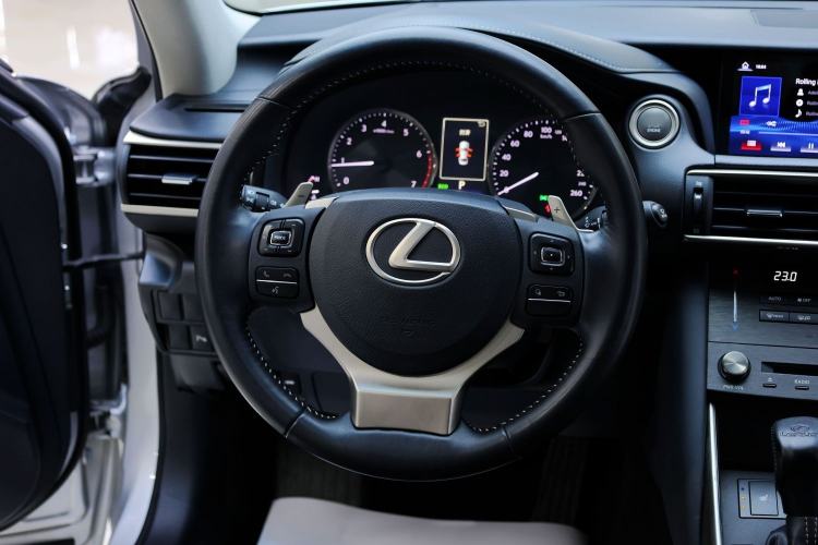 Used Lexus IS 2017 300 FENGSHANG Edition
