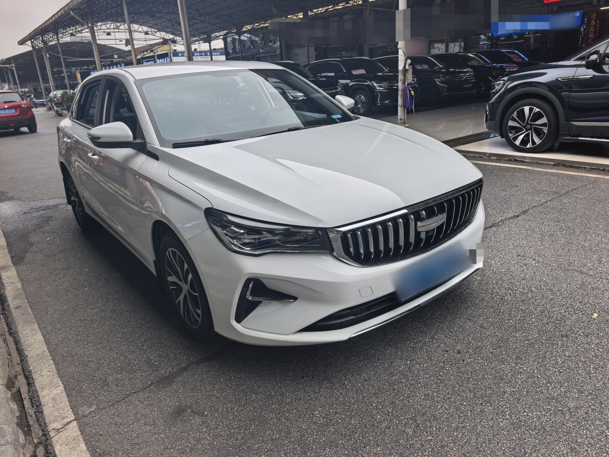 Geely Auto Emgrand 2025 4th Generation 1.5L CVT Longteng Edition — снимка 13