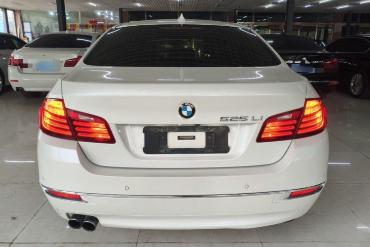 Used BMW 5 Series 2017 525Li Luxury Design Package
