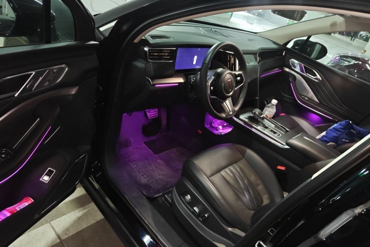 Used Hongqi HS7 PHEV 2024 2.0T PHEV Two-Wheel Drive Flagship Edition 6 Seats
