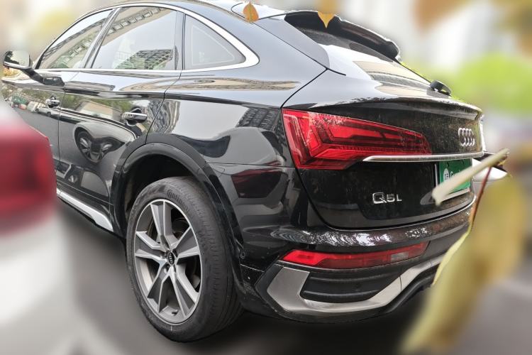 Used Audi Q5L Sportback 2022 40 TFSI Luxury Model Rear Left 45 Deg