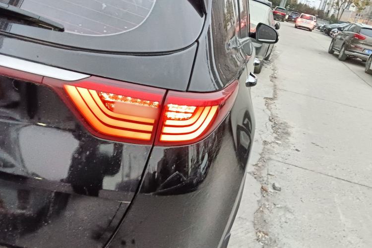 Used Kia KX5 2017 1.6T Automatic Two-Wheel Drive 15th Anniversary Special Edition DLX