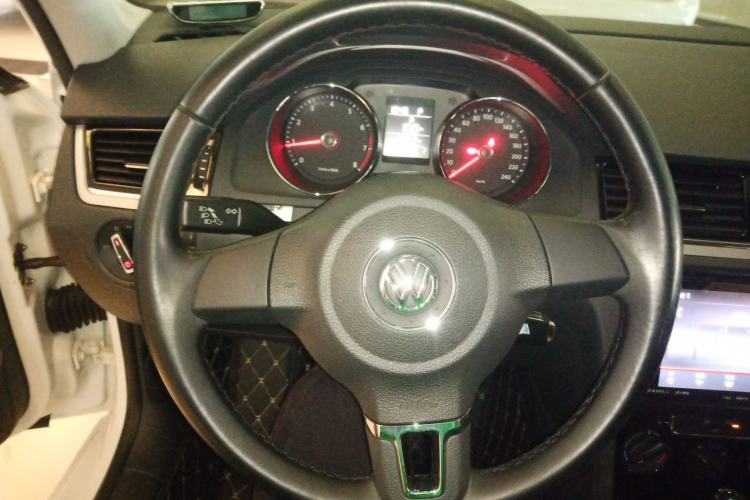 Used Volkswagen Bora 2015 Qihui Edition 1.6L Automatic Fashion Model