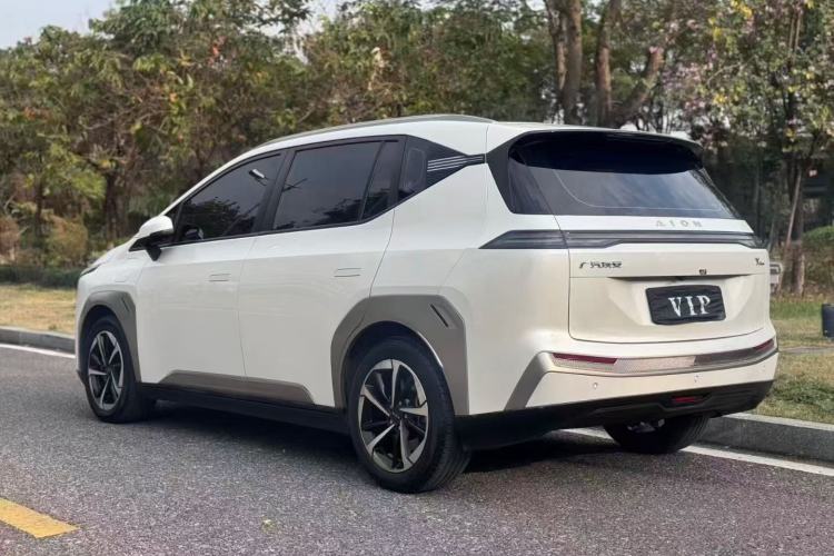 Used AION Y 2023 Plus 510 Smart Edition