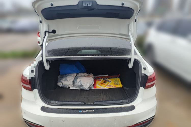 Used Volkswagen Lavida 2023 300TSI DSG Starry Full-Comfort Edition
