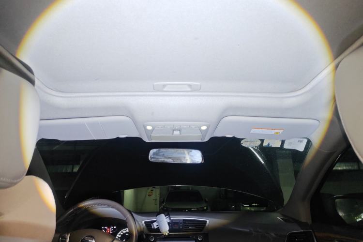 Used Nissan Sylphy 2014 1.6XV CVT Deluxe Edition Headliner