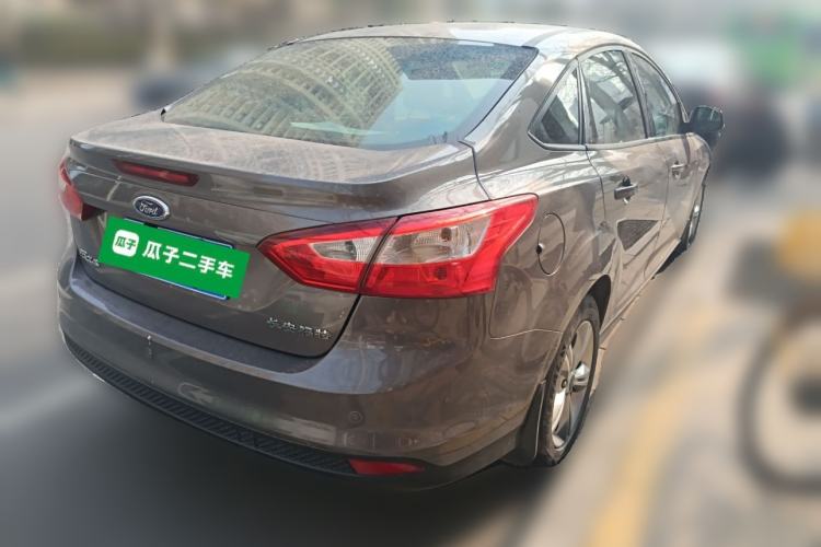 Used Ford Focus 2012 Sedan 1.6L Automatic Fashion Edition
