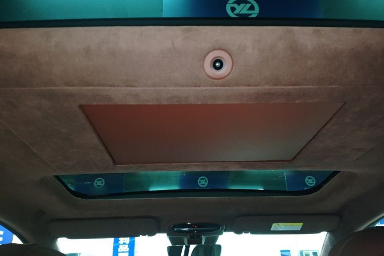 Used Hyptec HL 2025 700 Ultra Six-Seater All-Wheel-Drive LiDAR Version
