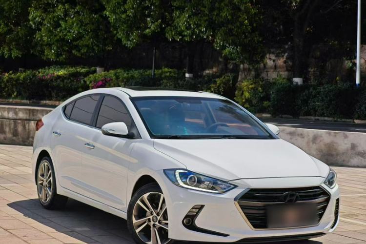Used Hyundai Elantra (6th Generation / Lingdong) 2016 1.6L Automatic ZhiXuan – Elite Version Exterior 4