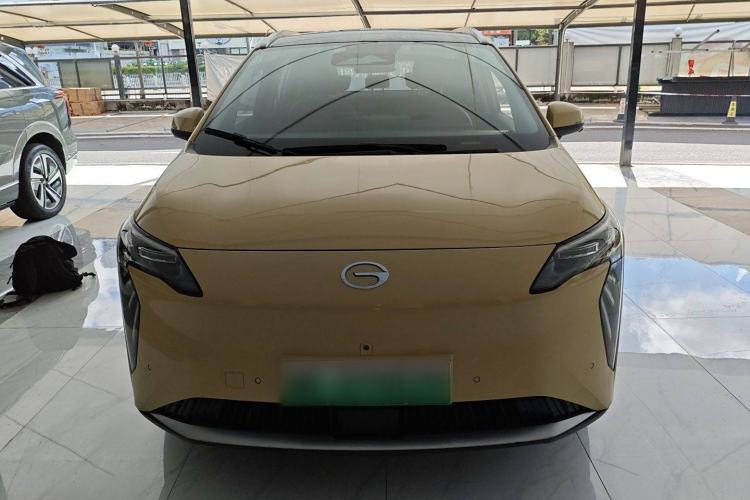 Used AION Y 2022 Plus 70 Tech Edition