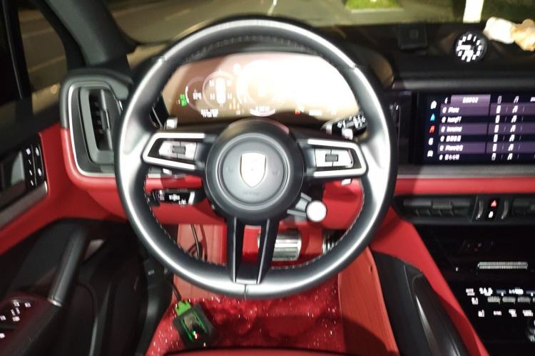 Used Porsche Cayenne 2024 Cayenne 3.0T Steering Wheel