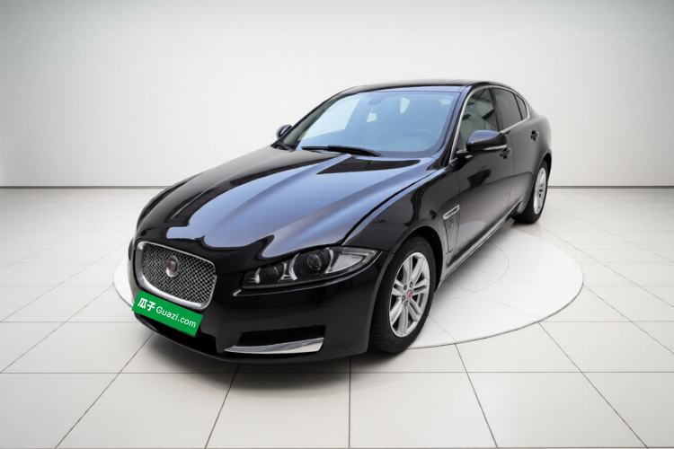 Used Jaguar XF 2015 XF 2.0T Prestige Edition Front Left 45 Deg