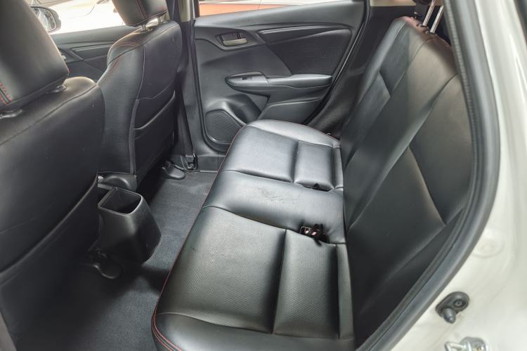 Used Honda Fit 2016 1.5L LXS CVT Comfort Sunroof Version Interior 3