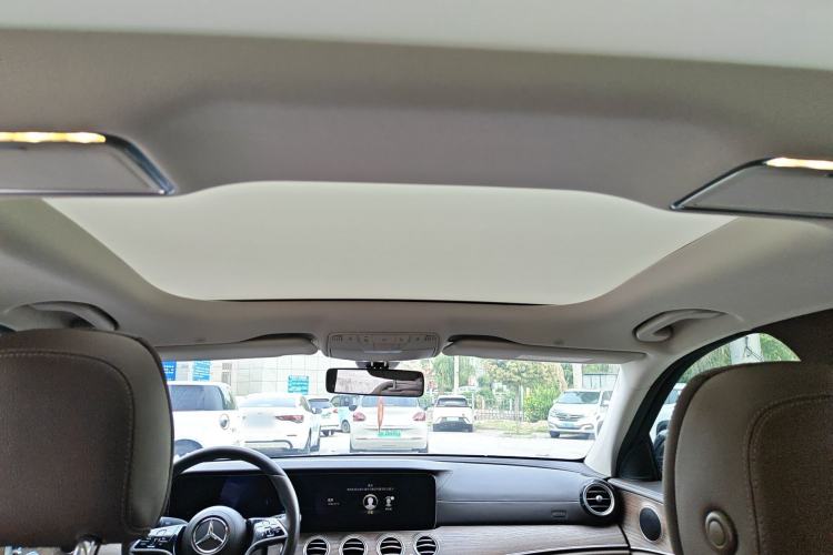 Used Mercedes-Benz E-Class 2023 Updated E 300 L Fashion Edition Headliner