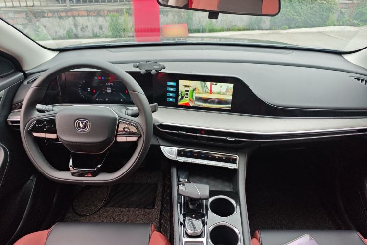 Used CHANGAN Eado 2024 PLUS Blue Whale NE 1.4T GDI DCT High-Energy Edition
