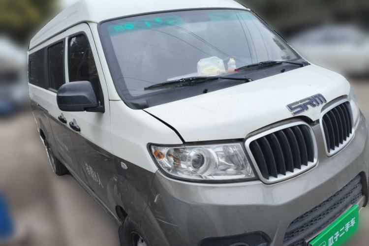 Used Jinbei New Hiace X30L CNG 2023 70L CNG Wealth Edition 6/7-seater Bus Non-Air-Conditioned Model SWCC15M