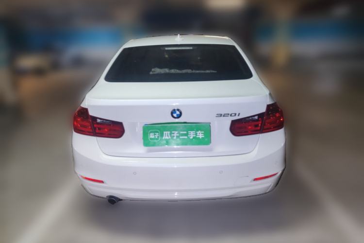 Used BMW 3 Series 2015 320i Luxury Line Stylish Edition
