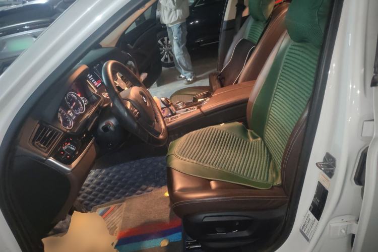 Used BMW 5 Series 2014 525Li Luxury Design Package