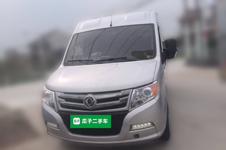 Used Dongfeng Yufeng Yufeng 2023 V9+ 2.0T Manual Front-Wheel-Drive Multi-Function Mid-Roof Van with 7/8/9 Seats
