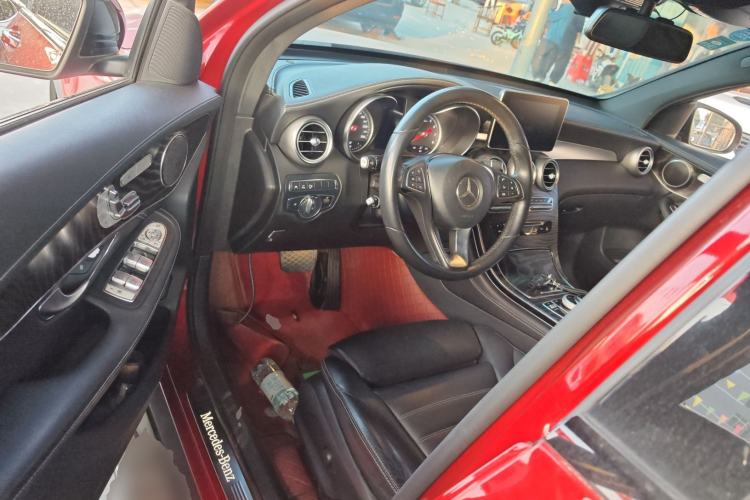 Used Mercedes-Benz GLC Coupe 2017 GLC 300 4MATIC Coupe SUV