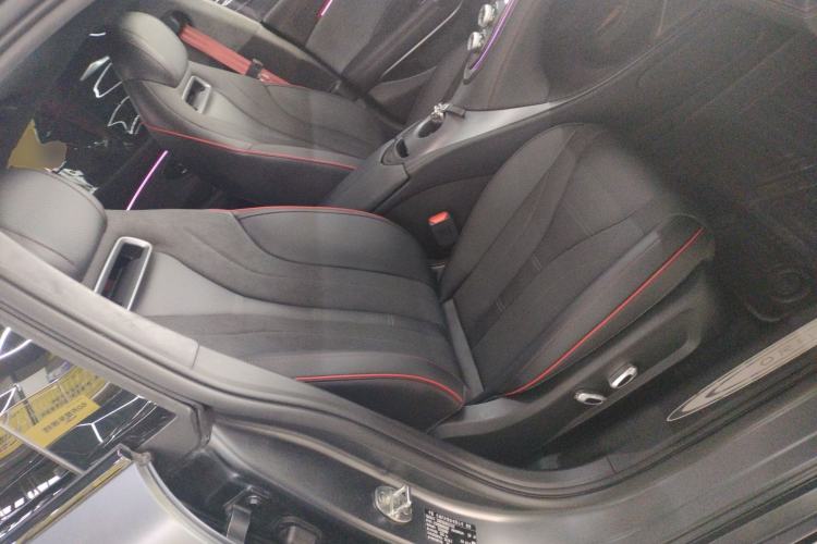 Used ORA Lightning Cat 2022 555 km Luxury Edition