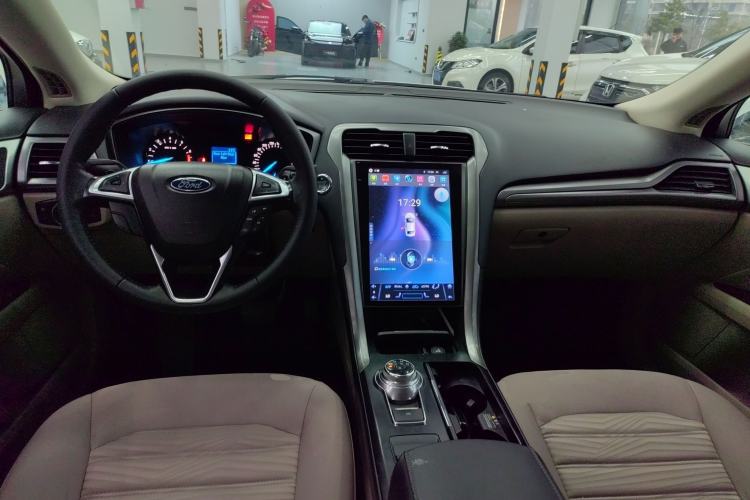 Used Ford Mondeo 2017 EcoBoost 180 Comfort Model
