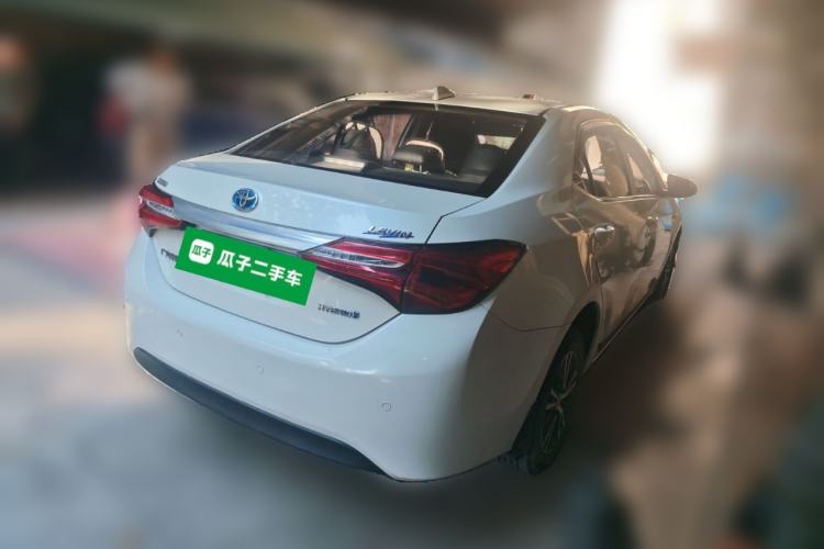 Used Toyota Levin 2016 Dual-Engine 1.8H GS E-CVT Elite Model with Sunroof