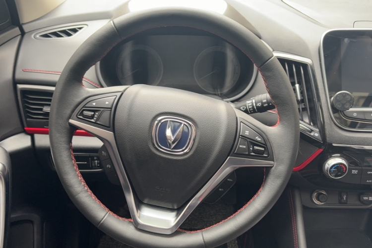 Used CHANGAN CS55 2018 1.5T Manual Colorful Model China V Standard