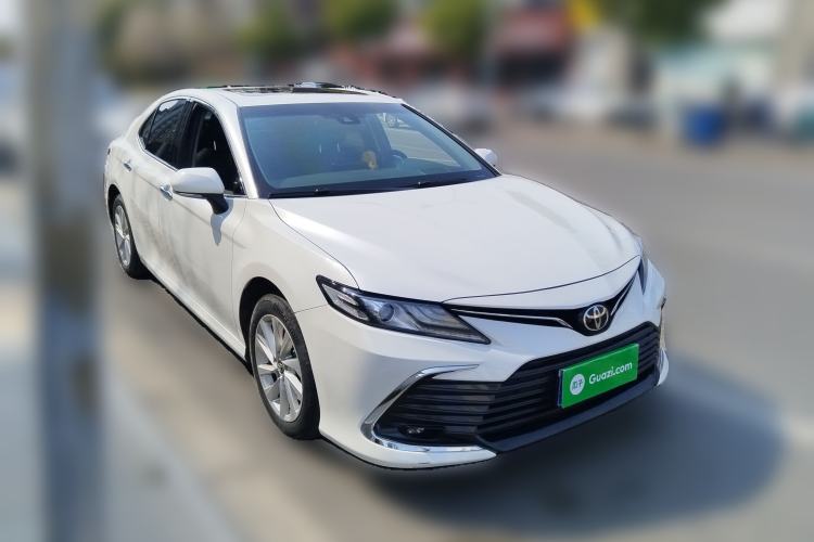 Used Toyota Camry 2021 2.0G Luxury Edition Front Right 45 Deg