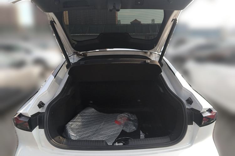 Used CHANGAN UNI-V 2023 1.5T Premium Model