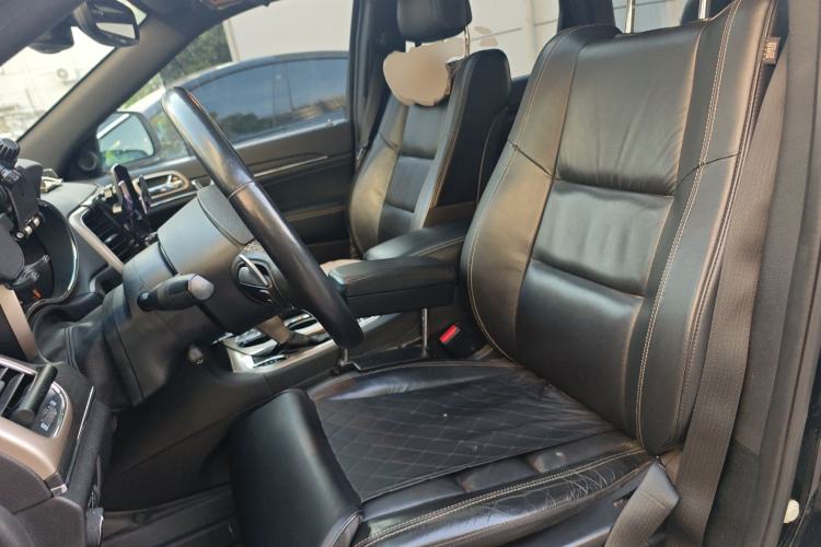 Used Jeep Grand Cherokee 2017 3.6L Elite Navigation Edition
